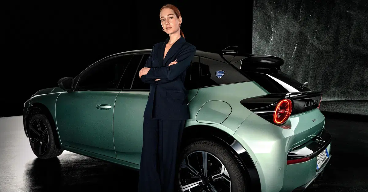 Lancia insieme al 1522 per combattere la violenza di genere: la campagna con Cristiana Capotondi