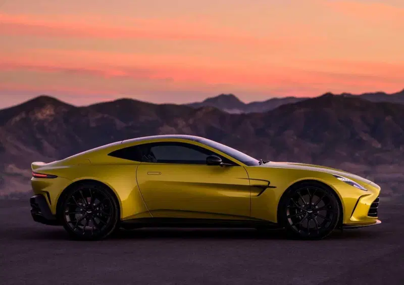 Aston Martin Vantage Coupé (2024-->>) (4)