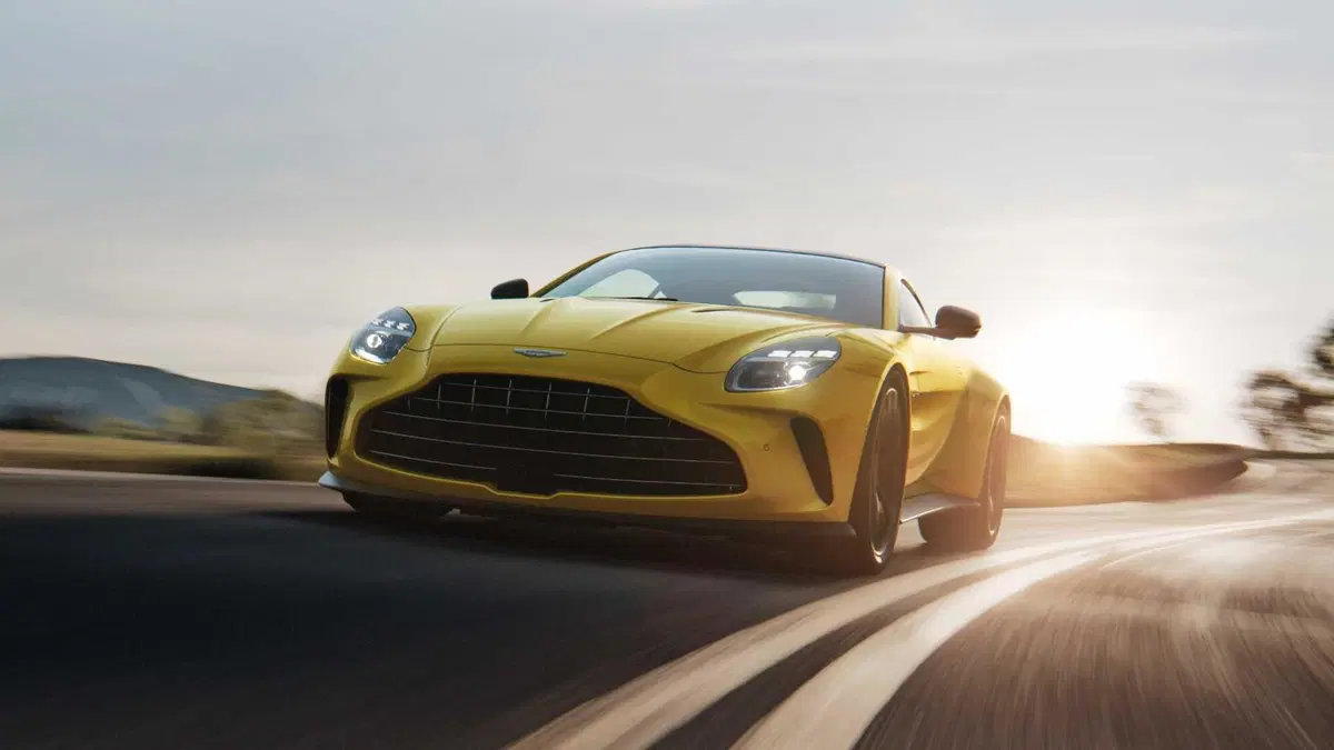 Aston Martin Vantage Coupé (2024-->>) (6)
