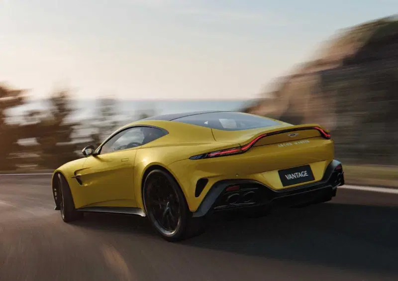 Aston Martin Vantage Coupé (2024-->>) (8)