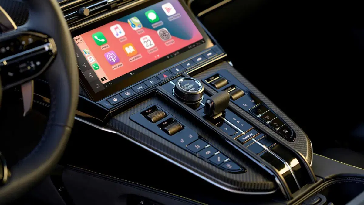 Aston Martin Vantage Coupé (2024-->>) (14)
