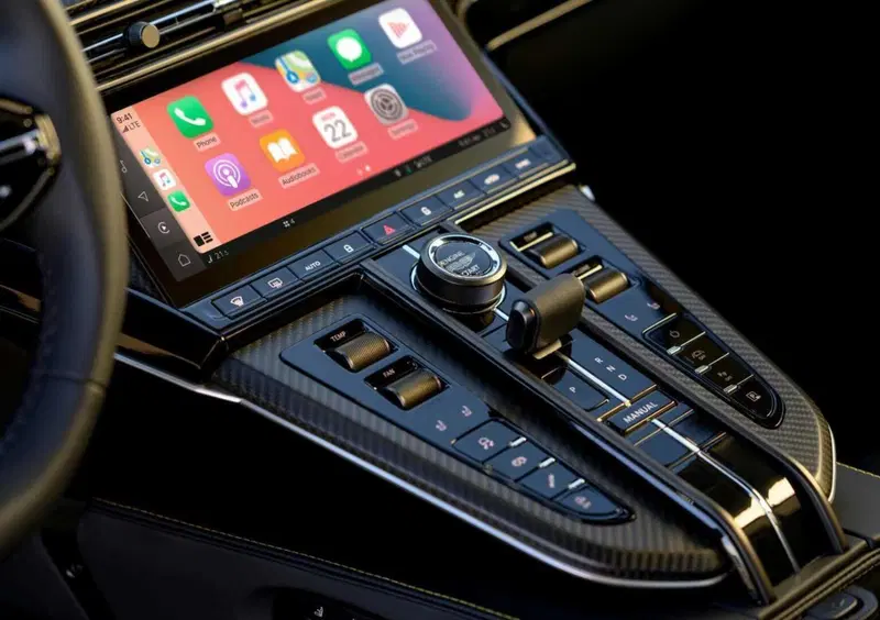 Aston Martin Vantage Coupé (2024-->>) (14)