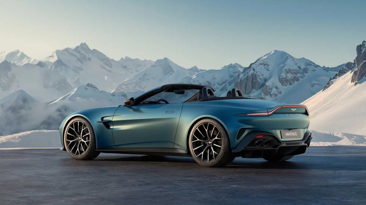Aston Martin Vantage Roadster (2025-->>) (2)