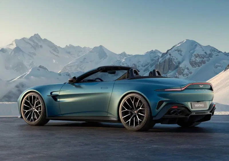 Aston Martin Vantage Roadster (2025-->>) (2)