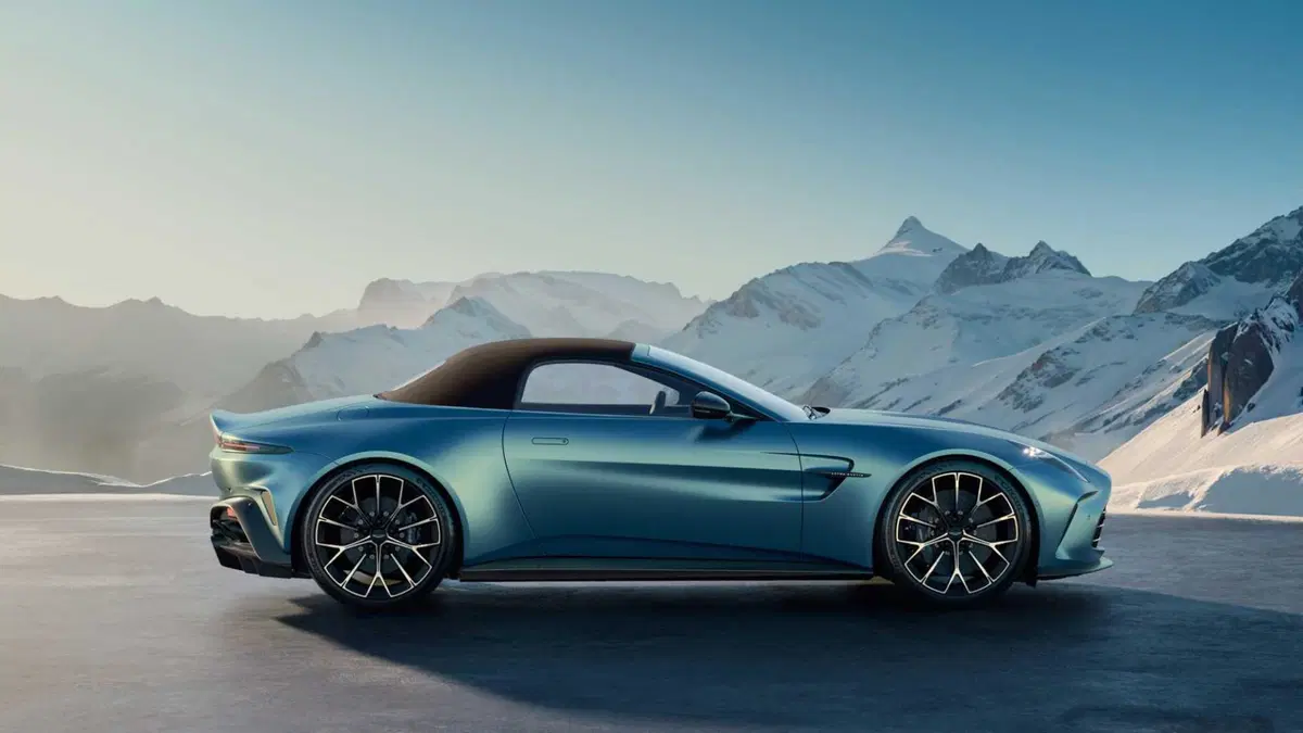 Aston Martin Vantage Roadster (2025-->>) (4)