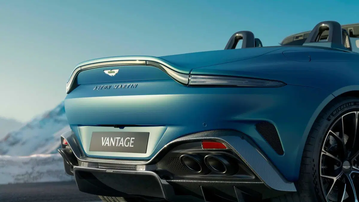 Aston Martin Vantage Roadster (2025-->>) (18)