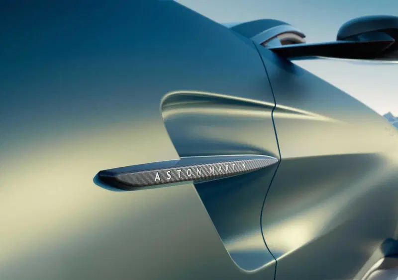 Aston Martin Vantage Roadster (2025-->>) (21)