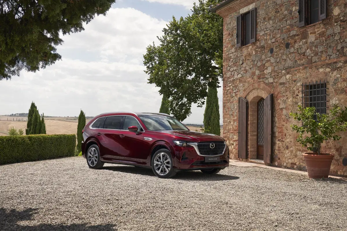 Mazda CX-80, la prova strumentale: meglio lei o le "solite" tedesche?