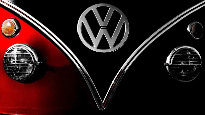 Volkswagen Bulli 75 anni di libert&agrave; su quattro ruote ecco cos'&egrave; la Vanlife