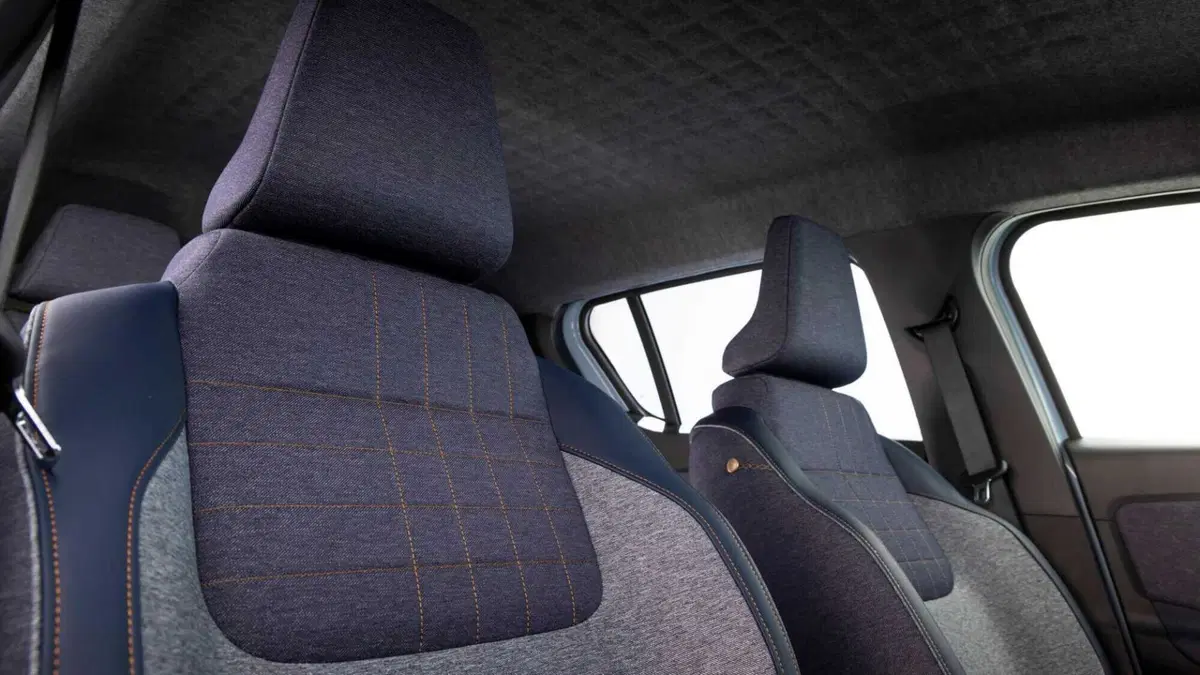 Renault Renault 4 Techno plein sud comfort range 150cv (12)