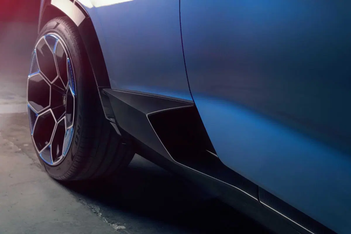 Lamborghini Lanzador concept: prima elettrica del Toro per il 2028 (15)