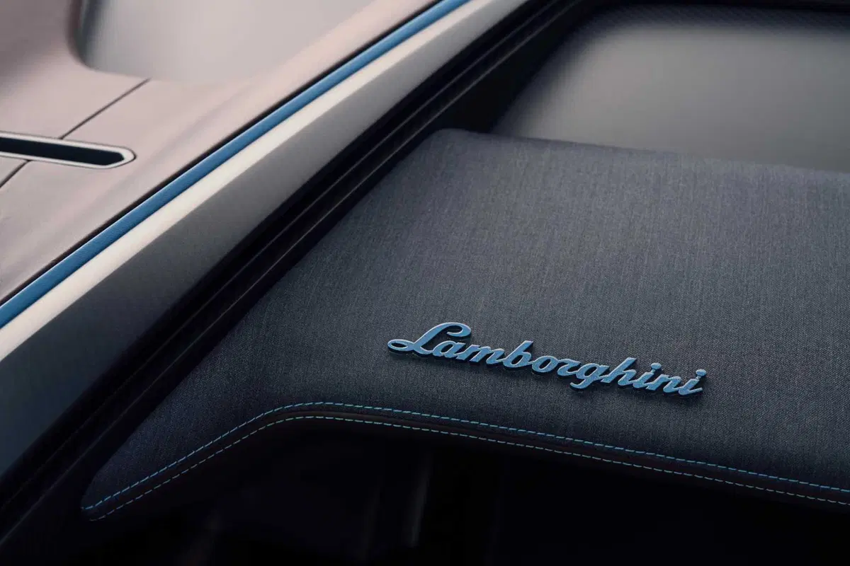 Lamborghini Lanzador concept: prima elettrica del Toro per il 2028 (45)