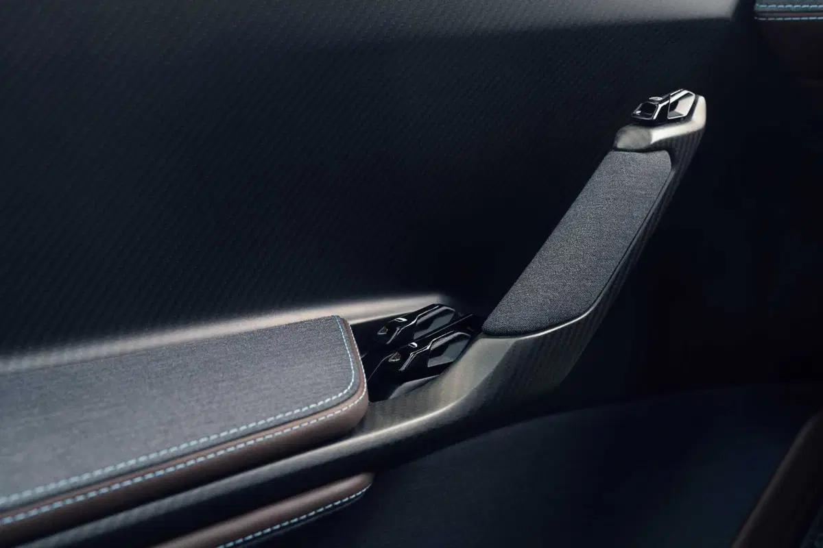 Lamborghini Lanzador concept: prima elettrica del Toro per il 2028 (48)