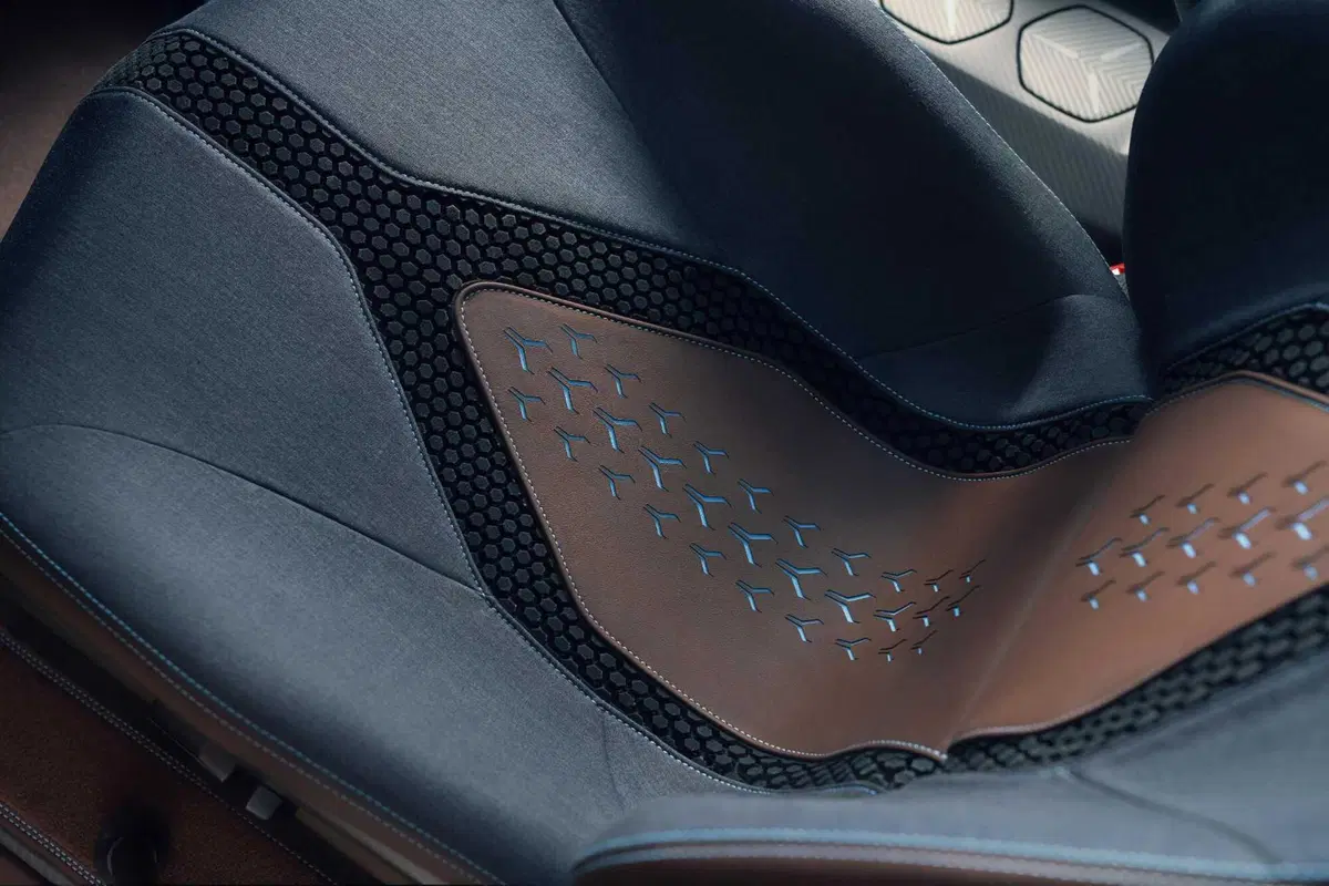 Lamborghini Lanzador concept: prima elettrica del Toro per il 2028 (52)