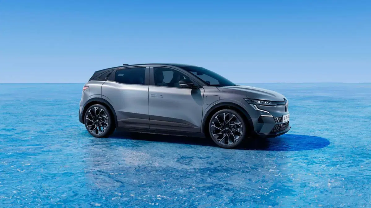 Renault Megane E-Tech: arriva il One Pedal (anche su Renault 5), ecco tutti gli aggiornamenti  (7)