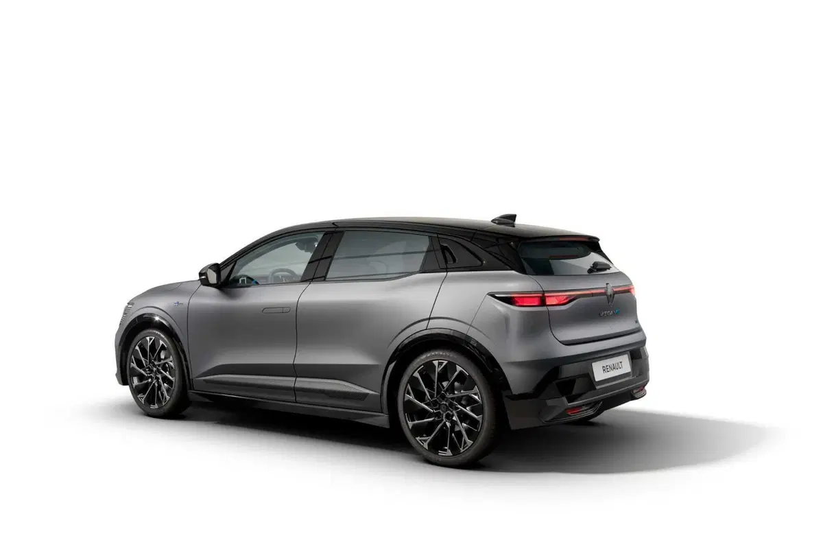 Renault Megane E-Tech: arriva il One Pedal (anche su Renault 5), ecco tutti gli aggiornamenti  (13)