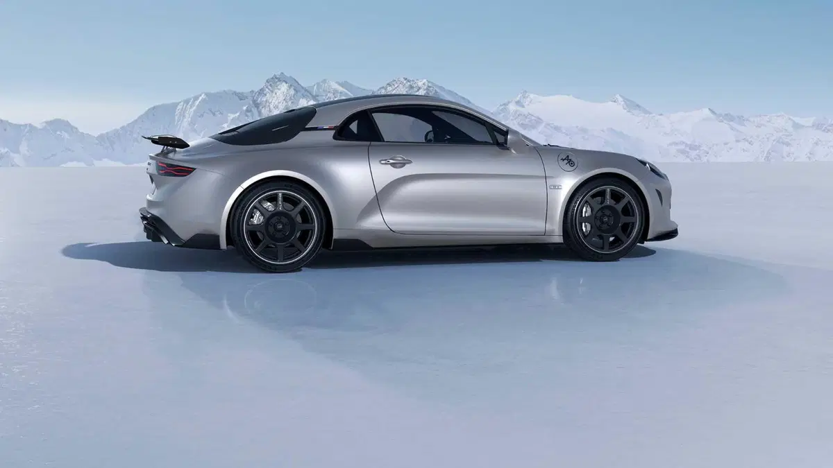 Alpine A110 Alpine A110 1.8 R 70 auto (4)