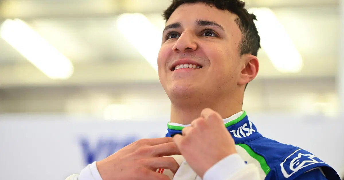 F1. GP Australia, Isack Hadjar pronto al debutto: "Lewis Hamilton &egrave; il mio idolo. Mi piace sia come persona che come pilota"