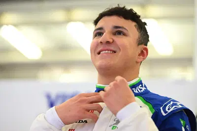 F1. GP Australia, Isack Hadjar pronto al debutto: "Lewis Hamilton &egrave; il mio idolo. Mi piace sia come persona che come pilota"