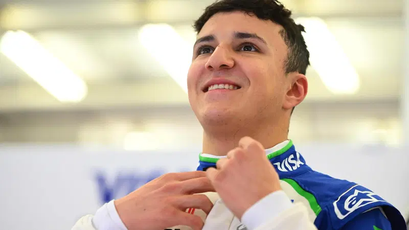 F1. GP Australia, Isack Hadjar pronto al debutto: "Lewis Hamilton &egrave; il mio idolo. Mi piace sia come persona che come pilota"