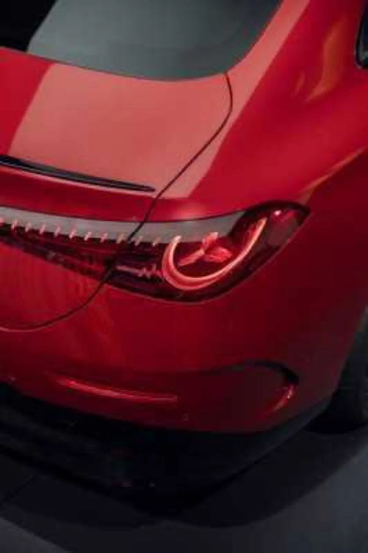 Mercedes CLA 2025: nasce  elettrica ma volendo è anche ibrida [VIDEO] (15)