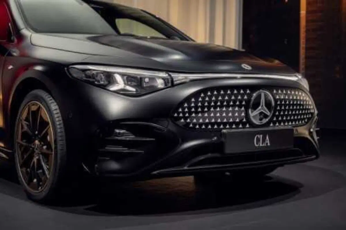 Mercedes CLA 2025: nasce  elettrica ma volendo è anche ibrida [VIDEO] (40)