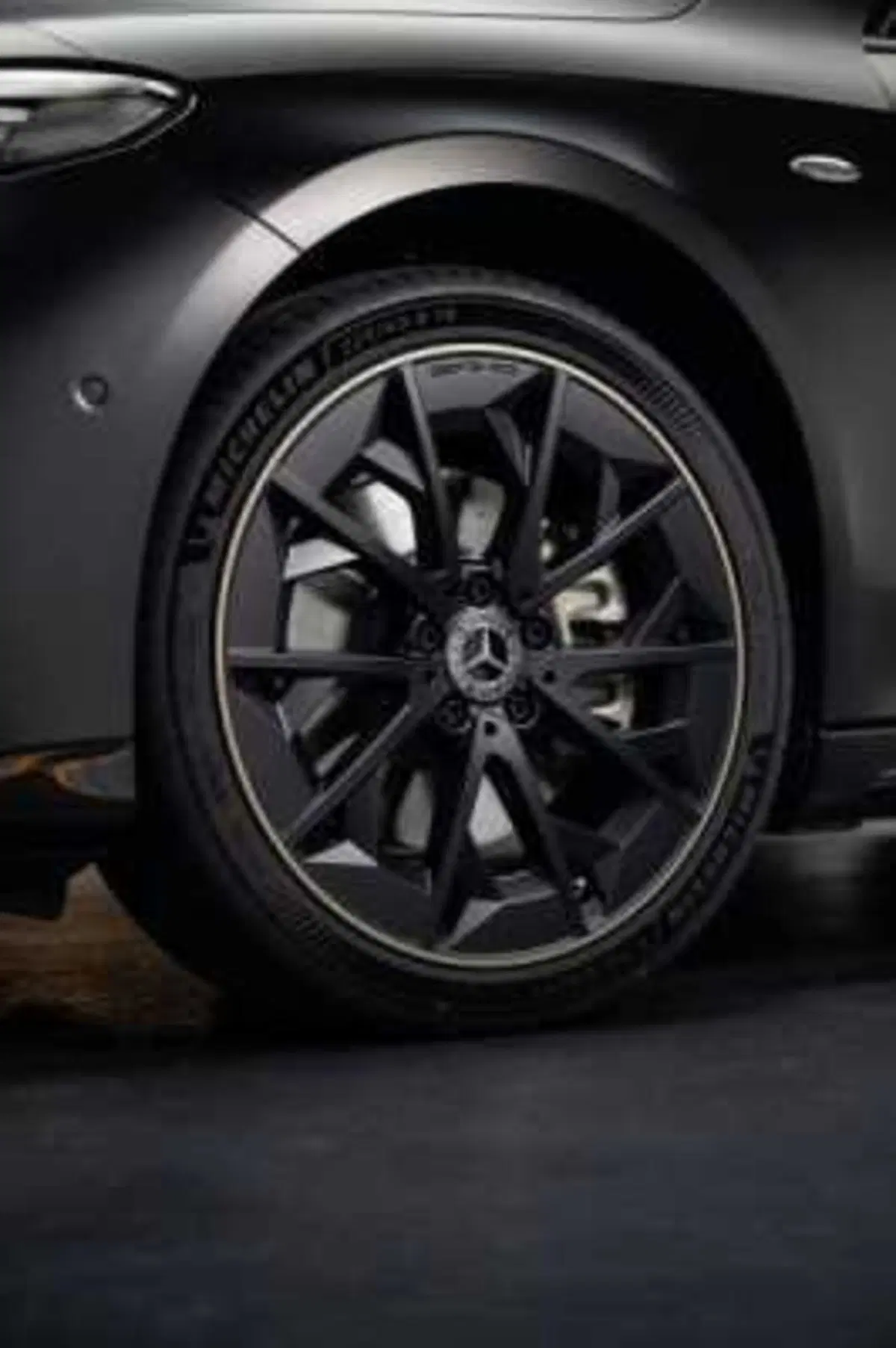 Mercedes CLA 2025: nasce  elettrica ma volendo è anche ibrida [VIDEO] (47)