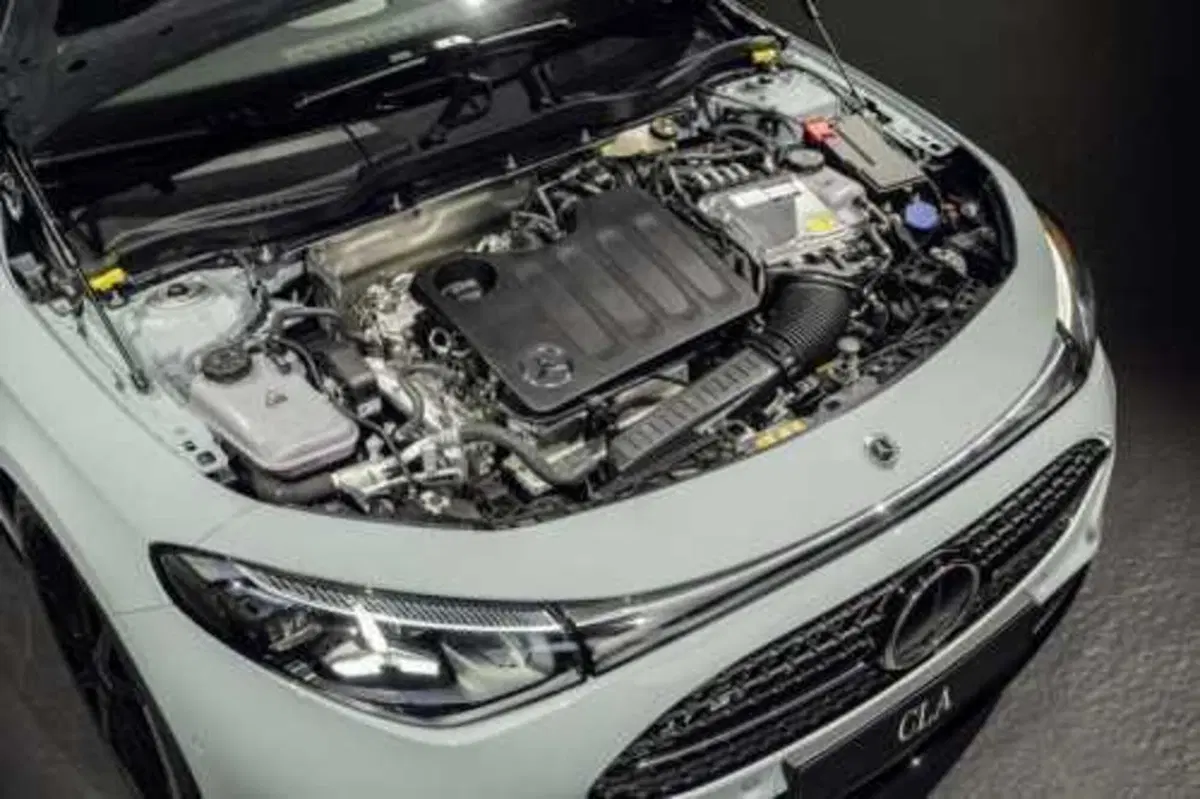 Mercedes CLA 2025: nasce  elettrica ma volendo è anche ibrida [VIDEO] (60)