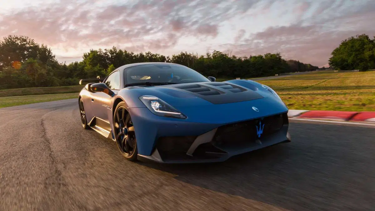 Maserati MC20 3.0 V6 GT2Stradale 640cv rwd auto (6)