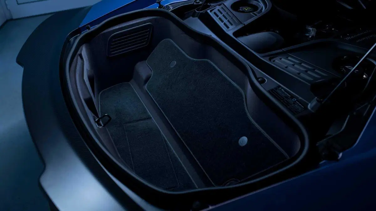 Maserati MC20 3.0 V6 GT2Stradale 640cv rwd auto (14)