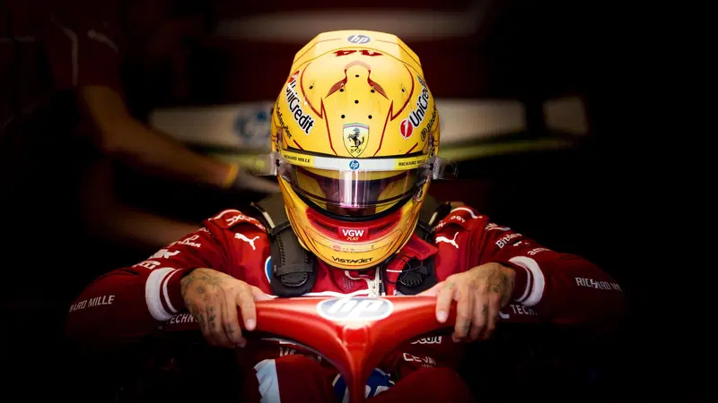 F1. GP Australia, Hamilton: "Devo aumentare la mia fiducia con la SF-25. Ci sono molte differenze da Mercedes"