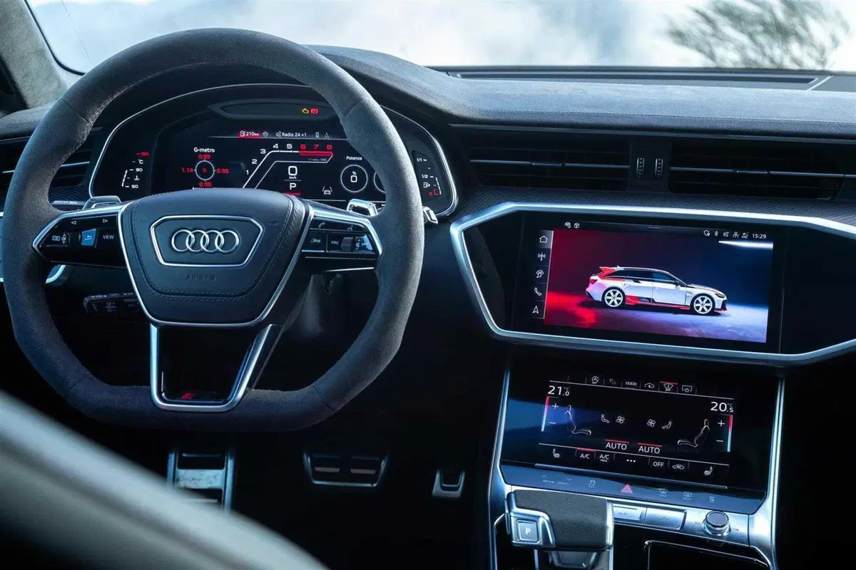 Audi RS6 GT: il mostro dell'Autobahn in pista a Monza [VIDEO] (12)