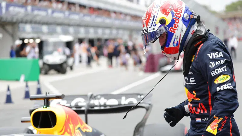 F1. Red Bull, le due facce della medaglia delle qualifiche del GP d'Australia: Verstappen terzo e Lawson 18esimo