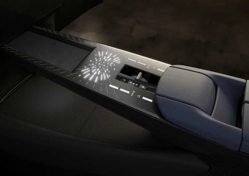 Ds N 8 (2025-->>) (19)