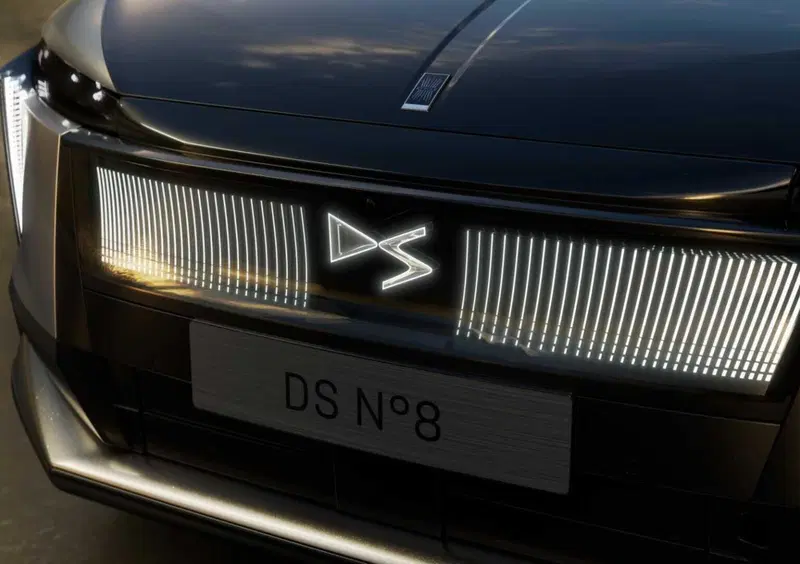 Ds N 8 (2025-->>) (15)