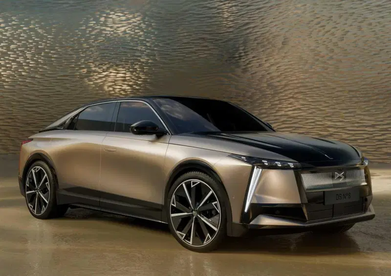Ds N 8 (2025-->>)