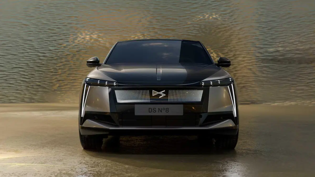 Ds N 8 (2025-->>) (6)