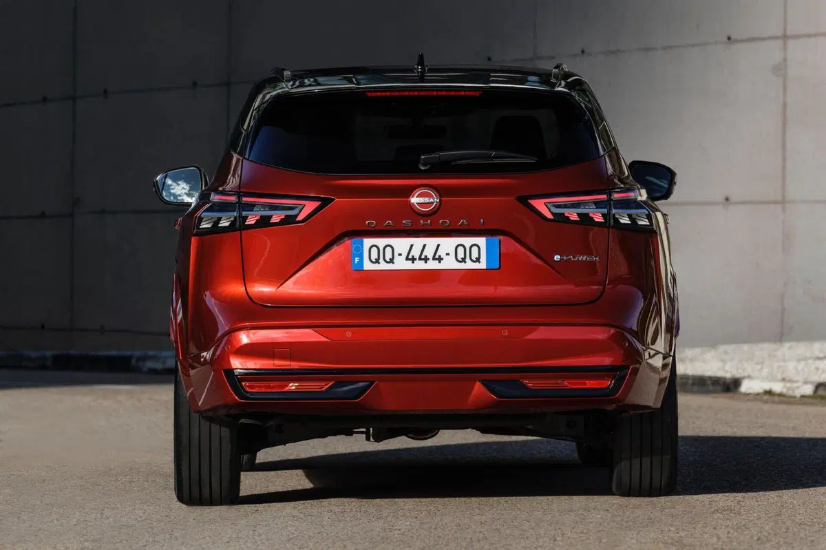 Nuova Nissan Qashqai: motorizzazioni, allestimenti, optional e prezzi. Guida all’acquisto (6)