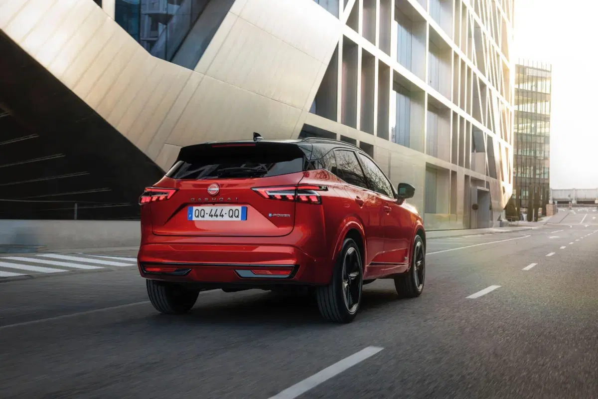Nuova Nissan Qashqai: motorizzazioni, allestimenti, optional e prezzi. Guida all’acquisto (16)
