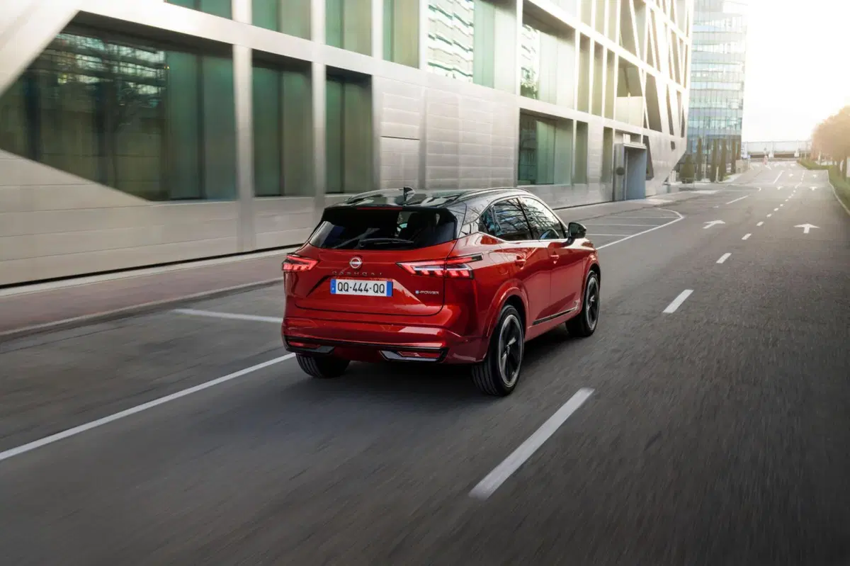 Nuova Nissan Qashqai: motorizzazioni, allestimenti, optional e prezzi. Guida all’acquisto (17)