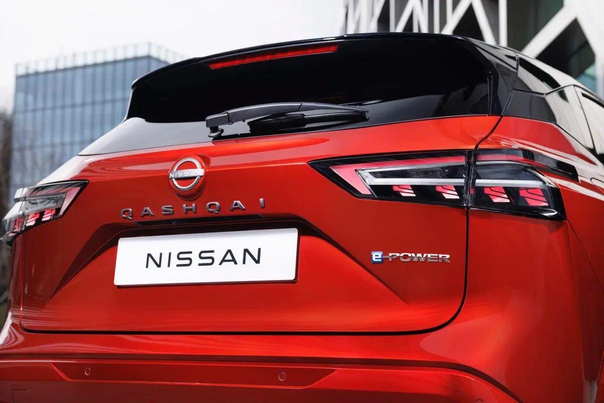 Nuova Nissan Qashqai: motorizzazioni, allestimenti, optional e prezzi. Guida all’acquisto (20)