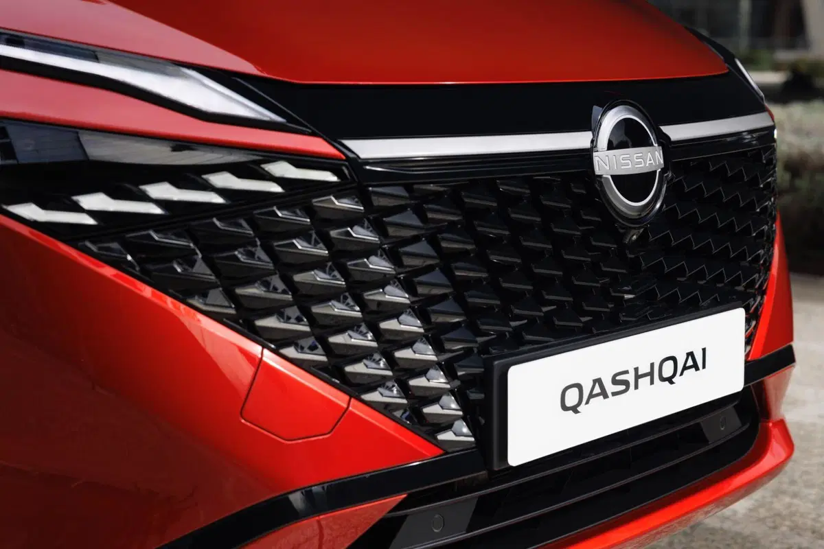 Nuova Nissan Qashqai: motorizzazioni, allestimenti, optional e prezzi. Guida all’acquisto (23)