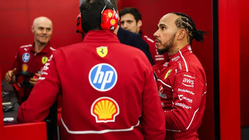 F1. Hamilton: "Rapporto con Adami? Nessun problema. Guardate come Verstappen tratta Lambiase"