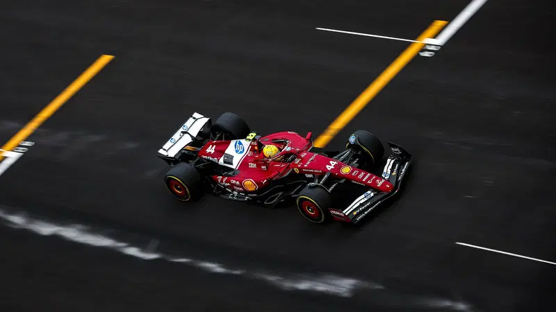 F1. GP Cina, Hamilton: "La strategia non ha funzionato, ma abbiamo fatto dei cambiamenti che hanno peggiorato la SF-25"