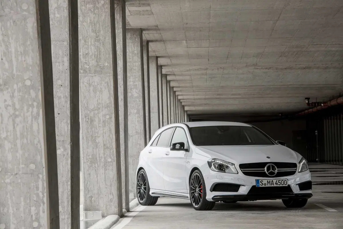 Mercedes, finisce l'era della Classe A, sostituita dalla Baby G (4)