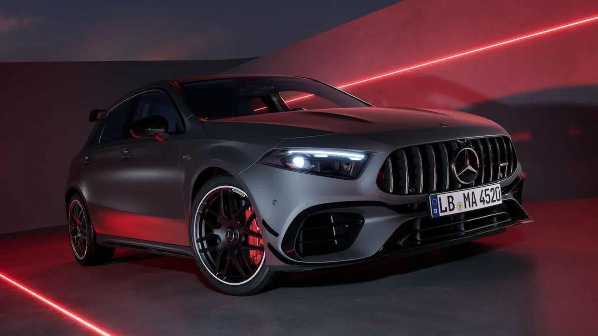 Mercedes, finisce l'era della Classe A, sostituita dalla Baby G (8)