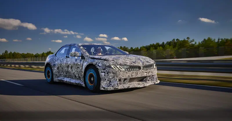 Che differenza c'&egrave; fra coppia alla ruota e coppia del motore? Il caso BMW 