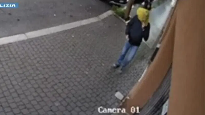 Stuccoman: cosa fare con l'auto se il vicino di casa &egrave; molesto? 