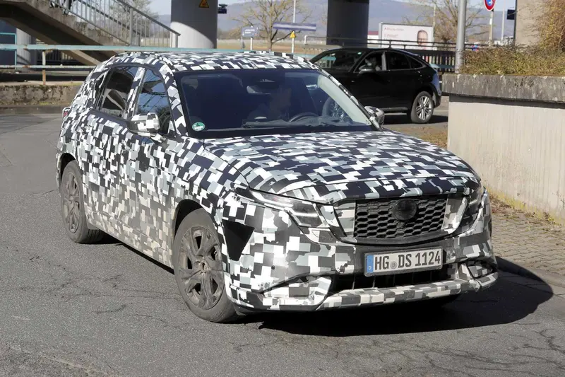 Nuova Mazda CX-5: nel 2026, arriva con motorizzazione ibrida [Foto Spia]