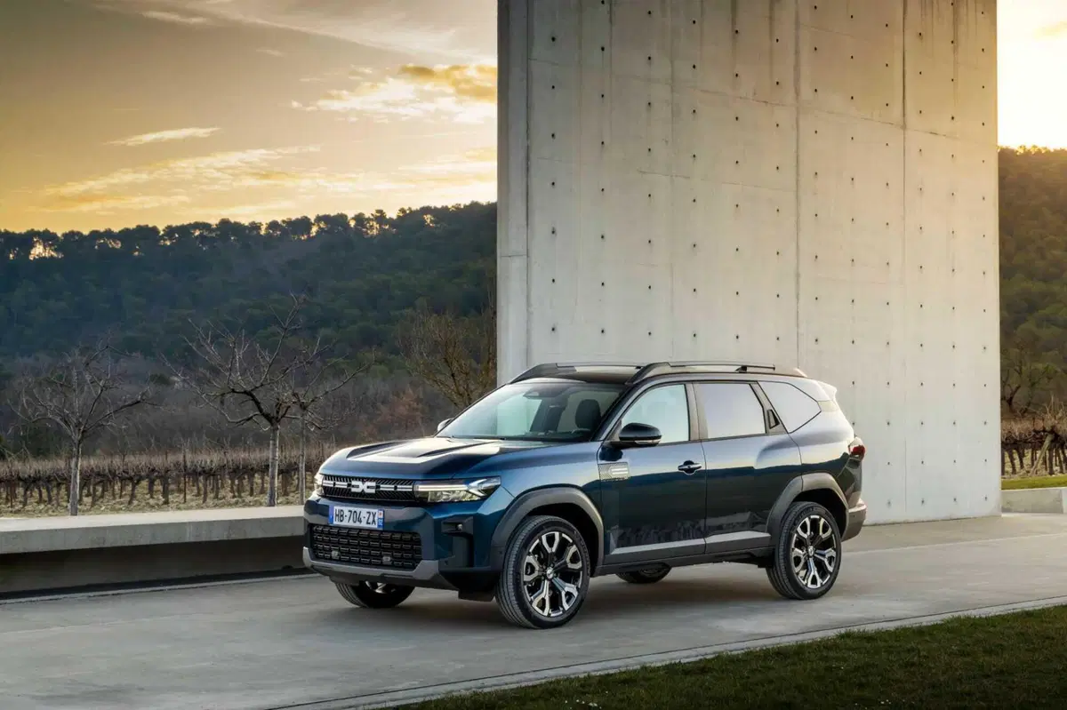 Dacia Bigster, la prova su strada con il nuovo motore 1.8 FULL HYBRID a meno di 30k